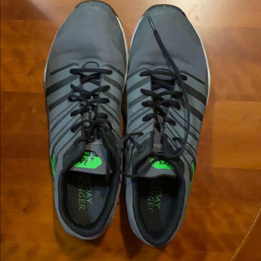 Asics Sneakers